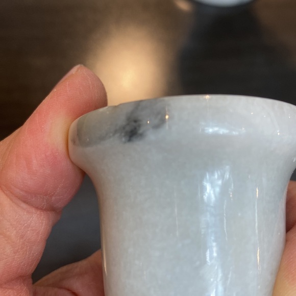 Beacon Hill Inc. Marble candlestick holders - Picture 11 of 12